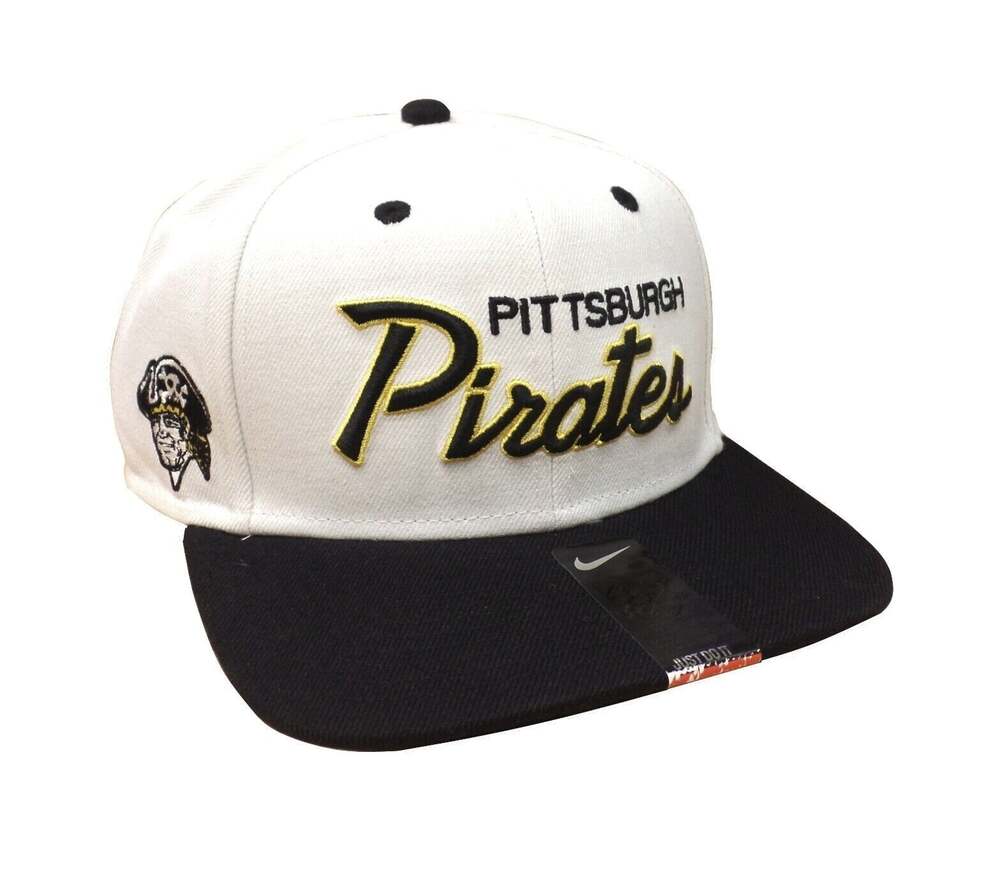 Nike Vintage Two Toned Script Pittsburgh Pirates 1990s Snapback Hat / Cap (WHT)